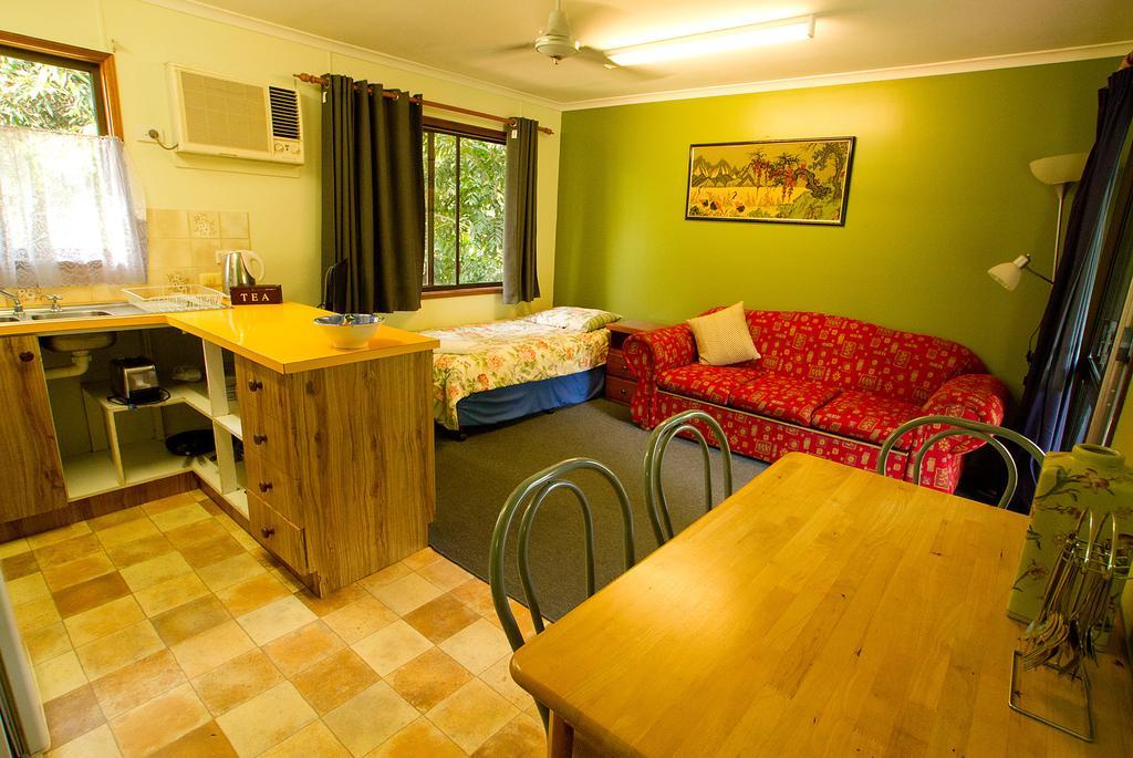 Lake Eacham Tourist Park & Cabins الغرفة الصورة