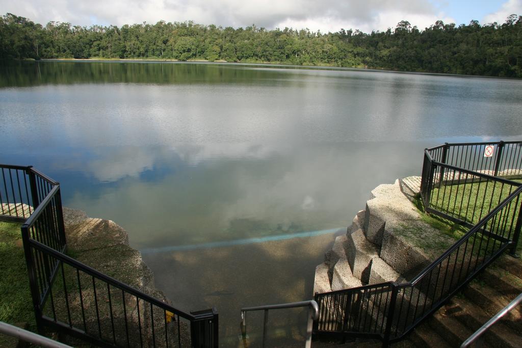 Lake Eacham Tourist Park & Cabins المظهر الخارجي الصورة