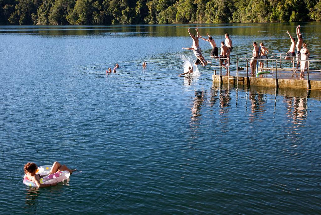 Lake Eacham Tourist Park & Cabins المظهر الخارجي الصورة