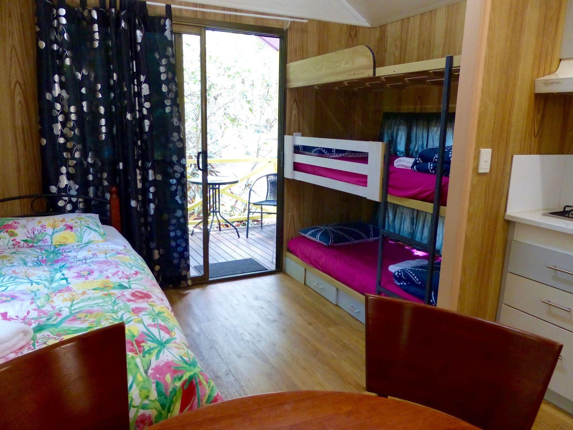 Lake Eacham Tourist Park & Cabins المظهر الخارجي الصورة